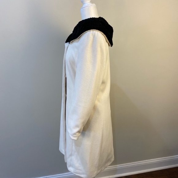 CALVIN KLEIN Coat - Picture 3 of 8